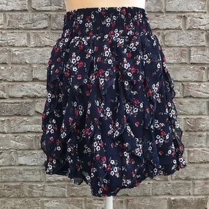 XL Vanity Skirt